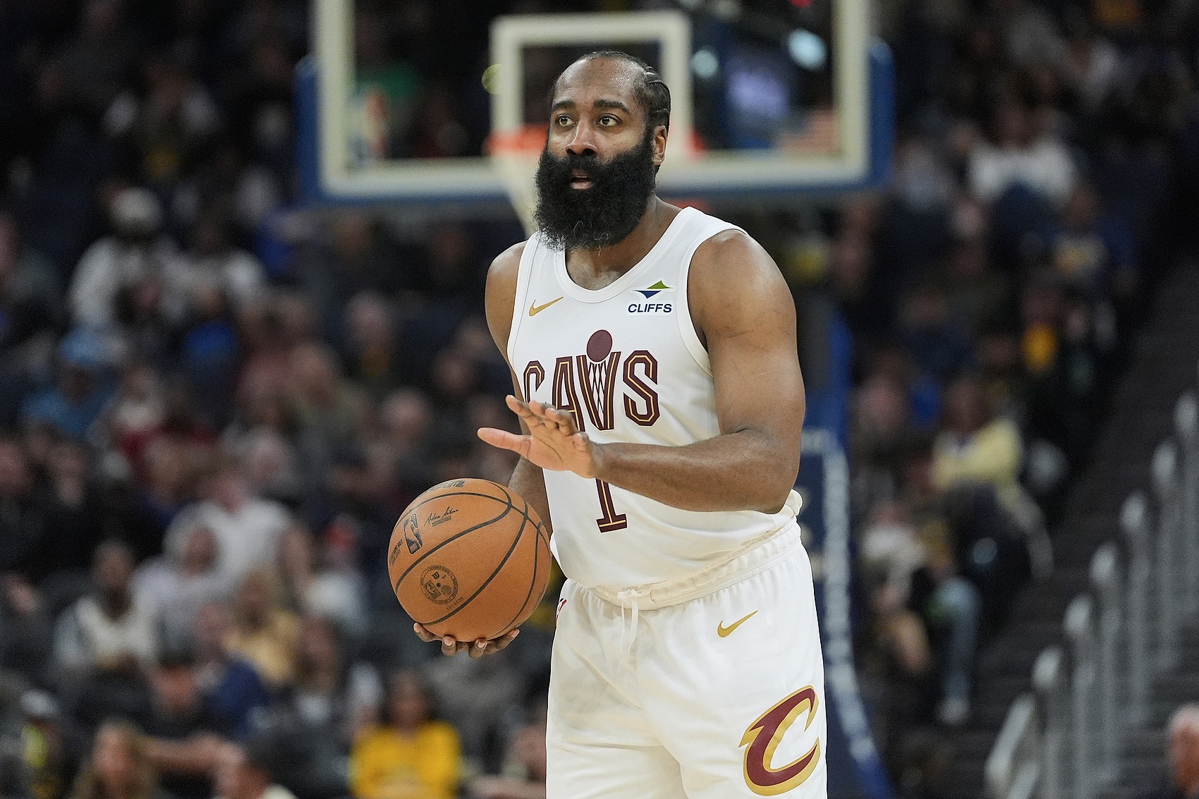 世界杯手机高清观看软件-骑士客战灰熊 哈登&amp;米切尔&amp;斯特鲁斯&amp;托布&amp;韦德&amp;泰森缺席比赛